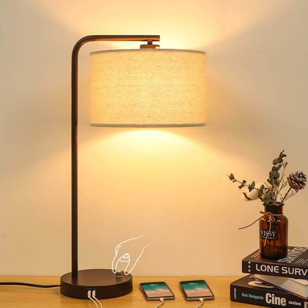 lamp with usb port